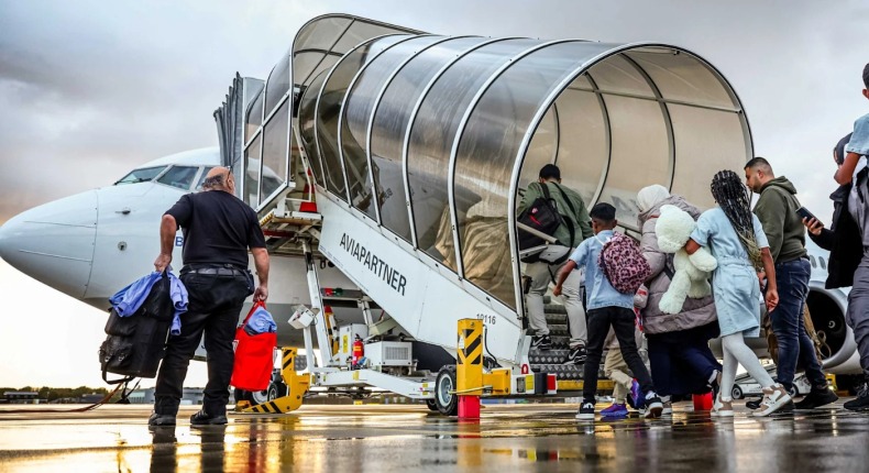 More than 12,000 Syrians have returned voluntarily from Germany, survey finds